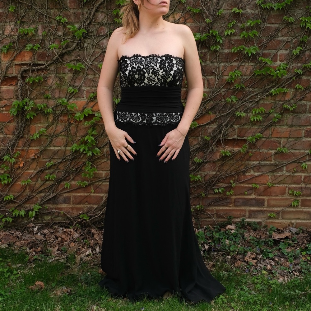 Deadstock Tadashi Black & White Silk & Lace Strapless Gown